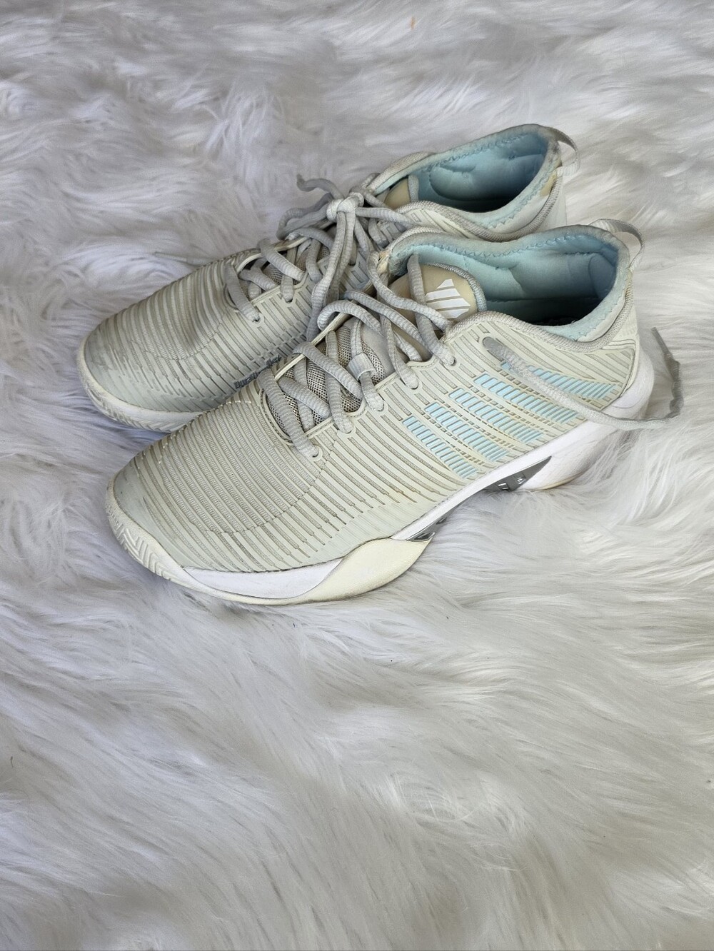 K-swiss Light Gray Athletic Sneakers with Mint Accents